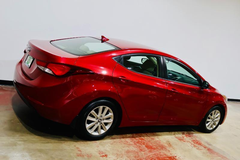 Hyundai Elantra SE Sedan 2014