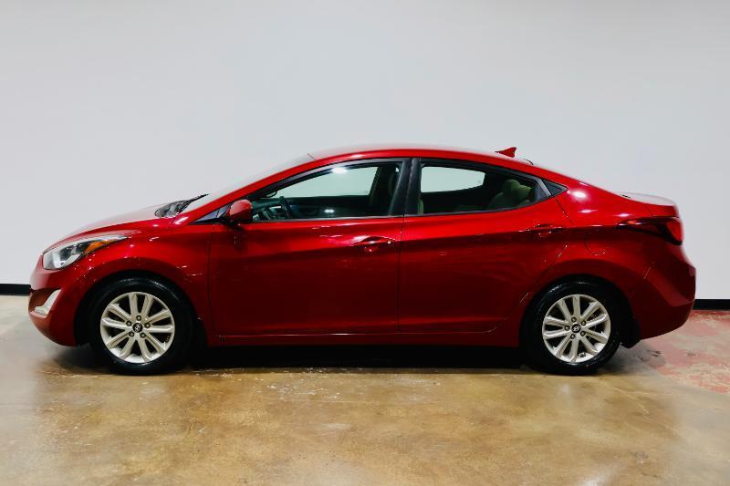 Hyundai Elantra SE Sedan 2014