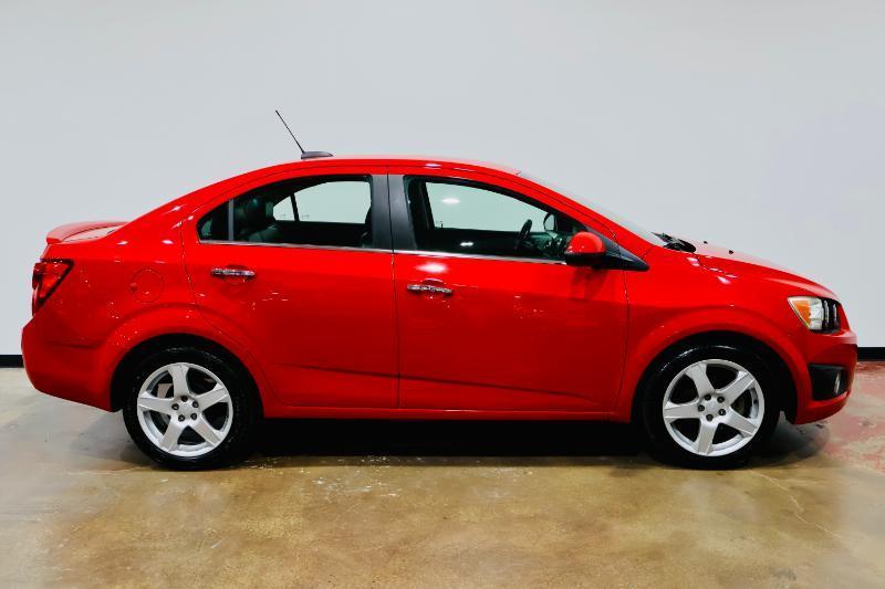 Chevrolet Sonic LTZ Sedan 2015