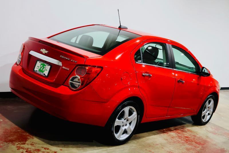 Chevrolet Sonic LTZ Sedan 2015