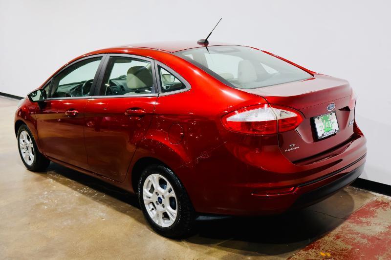 Ford Fiesta SE Sedan 2014