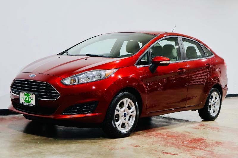 Ford Fiesta SE Sedan 2014