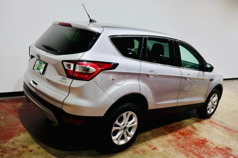 Ford Escape  2017