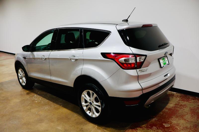 Ford Escape  2017