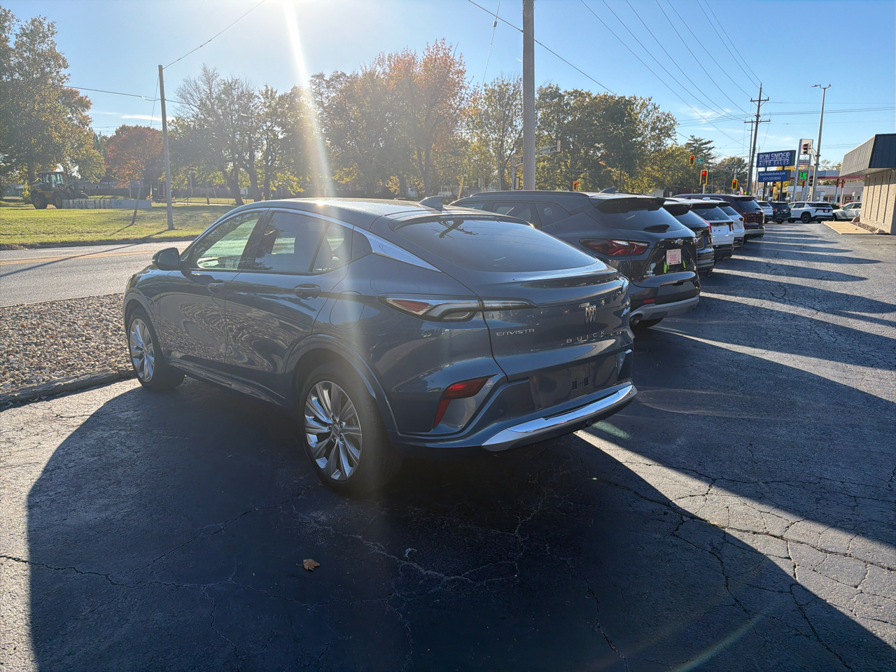 2024 Buick Envista Avenir photo 2