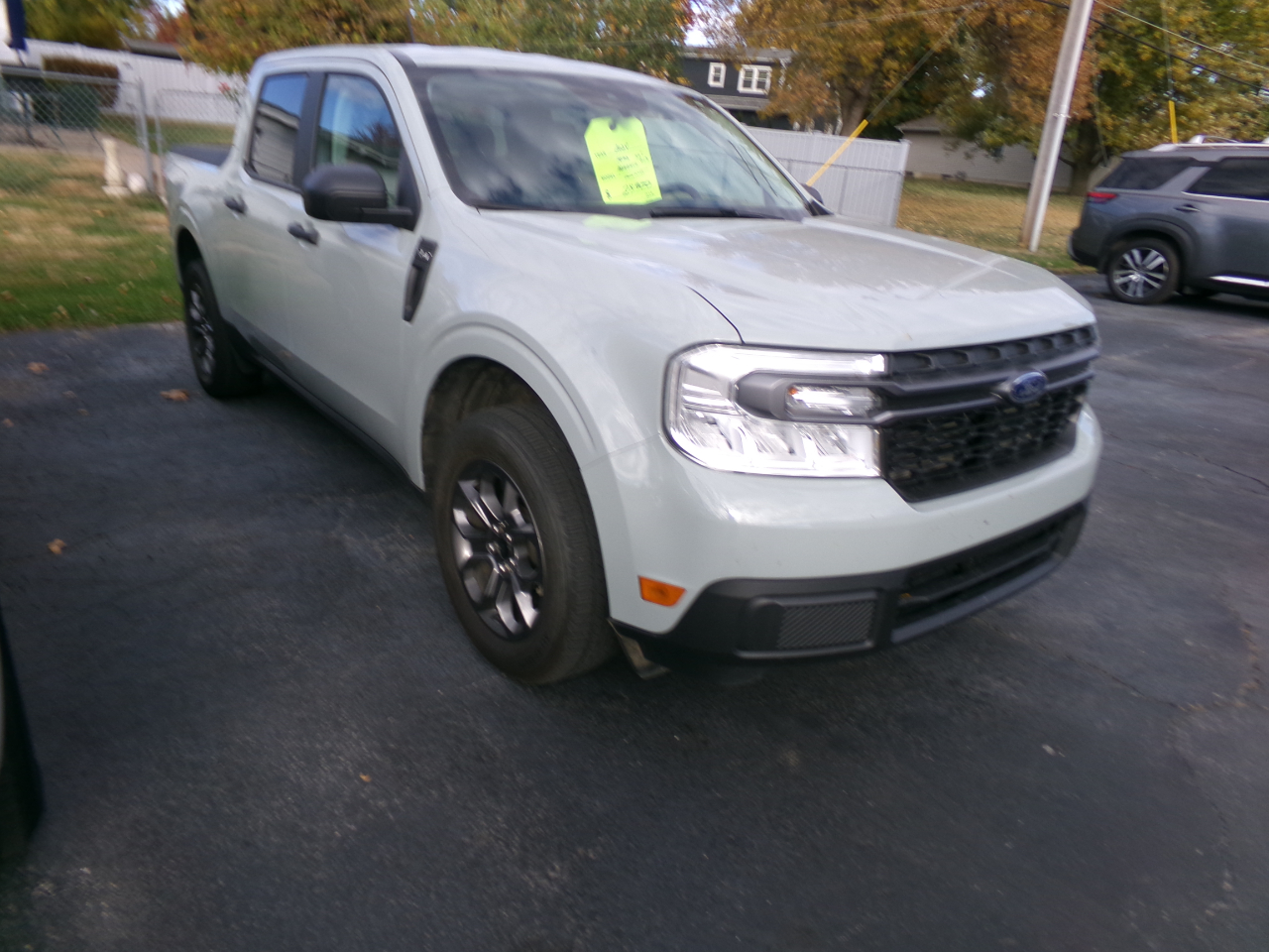 2024 Ford Maverick XLT photo 2