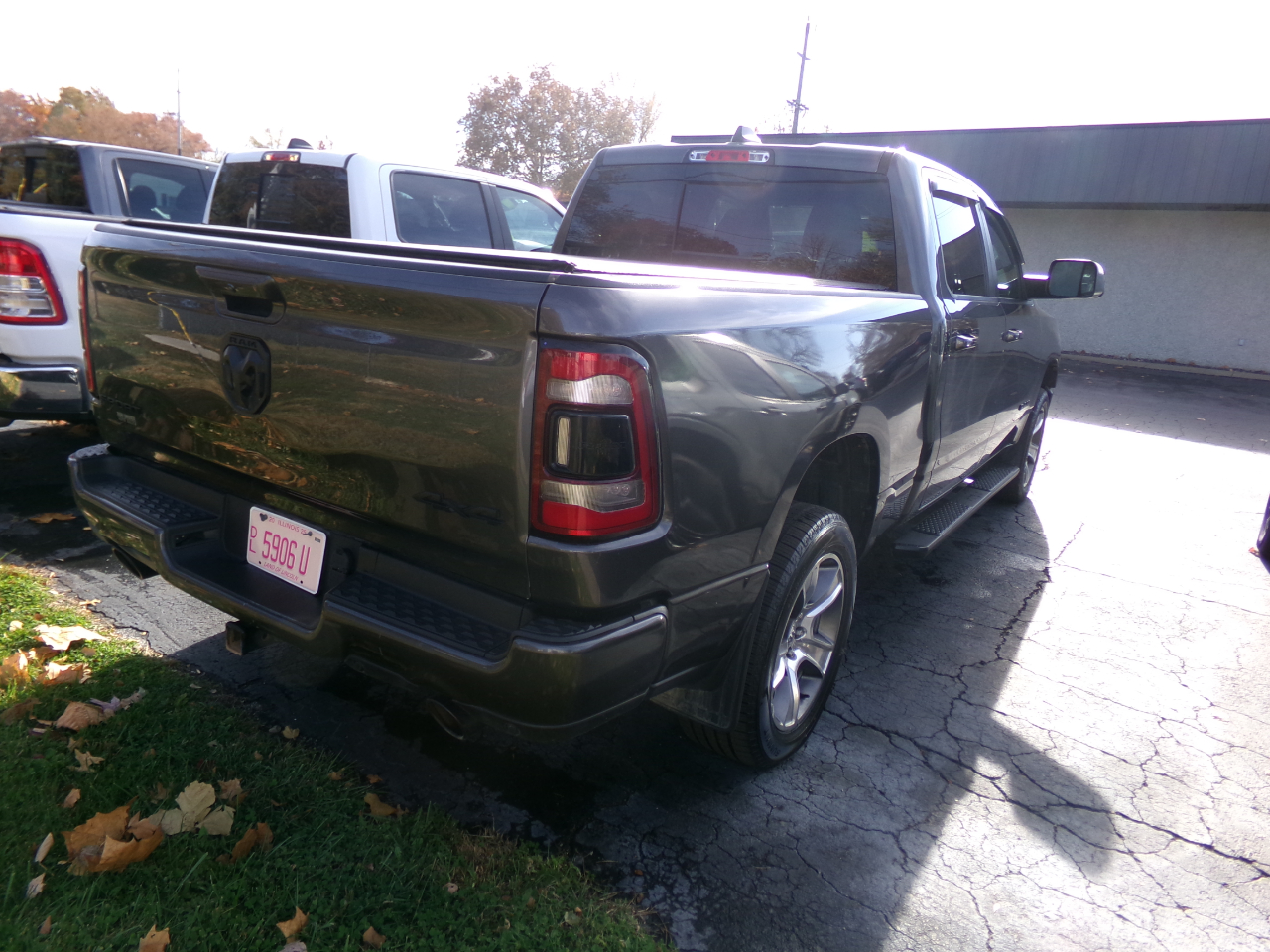 2020 Ram 1500 Sport photo 3