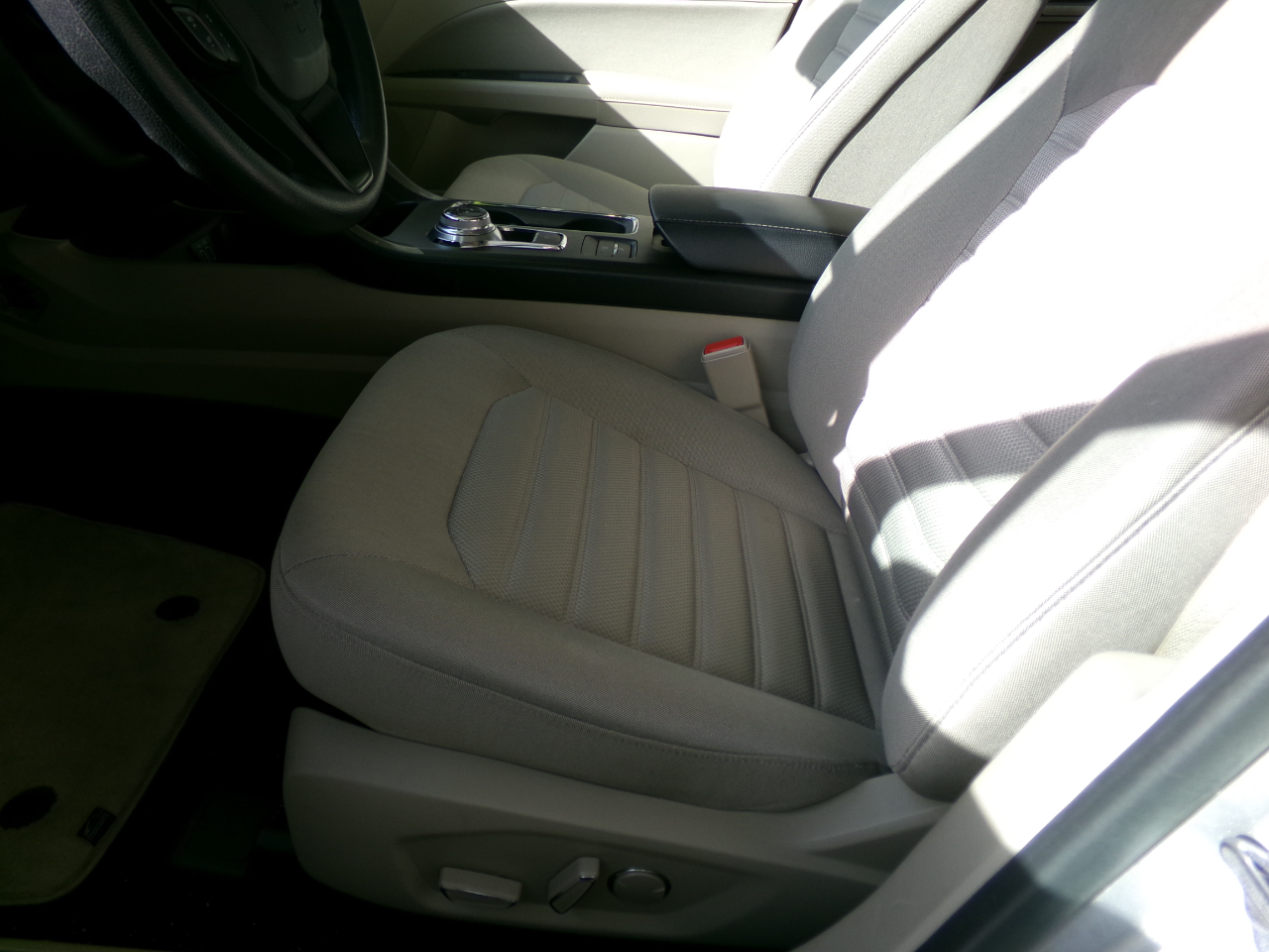 Ford Fusion Hybrid  2019