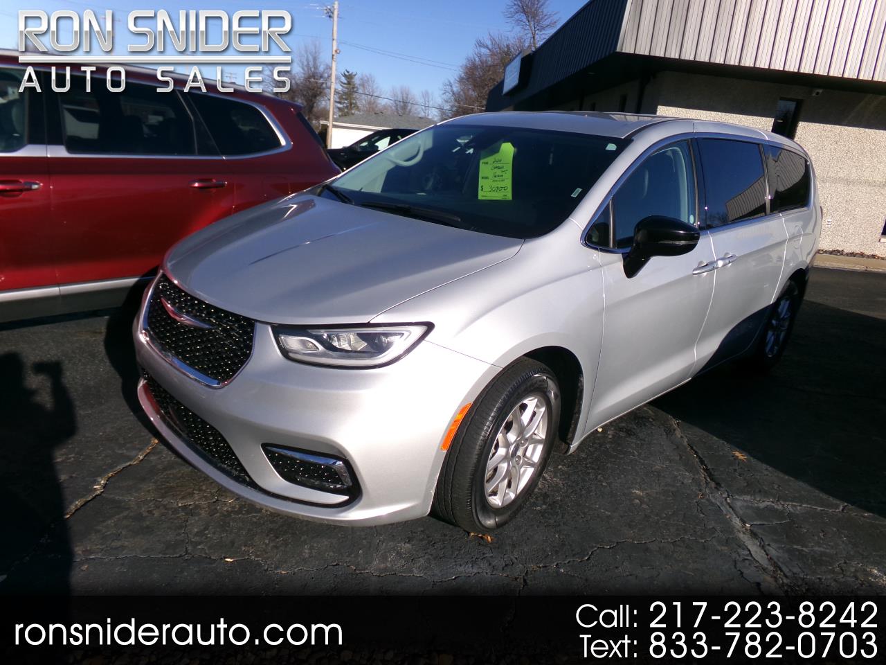 2024 Chrysler Pacifica Touring L