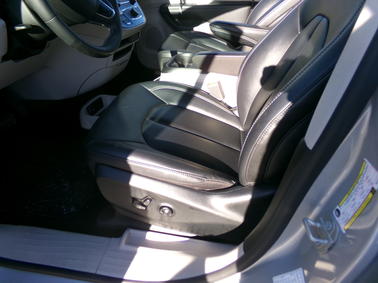 Chrysler Pacifica  2024