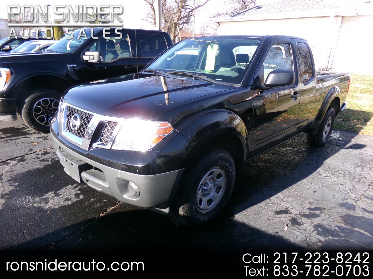 2015 Nissan Frontier S's photo