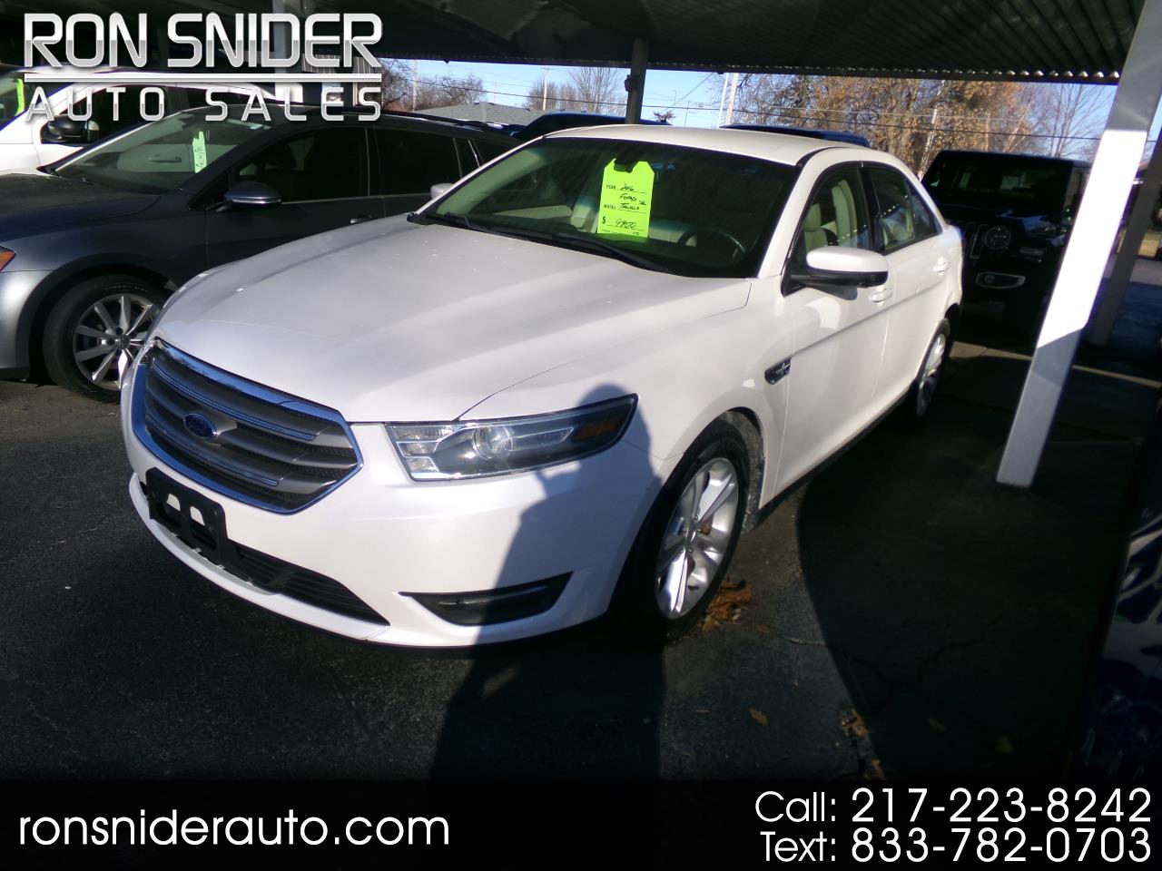 2016 Ford Taurus SEL's photo