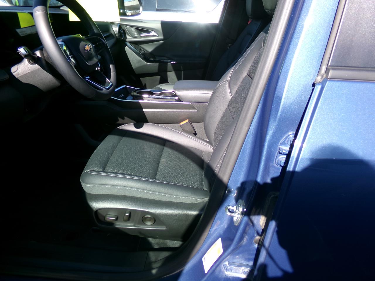 Chevrolet Equinox  2025