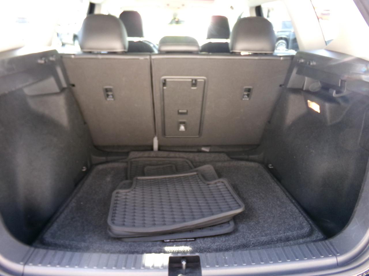 Volkswagen Taos  2023