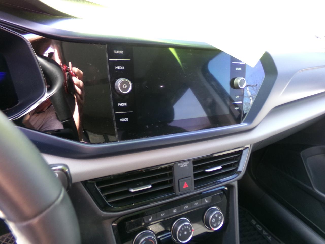 Volkswagen Taos  2023