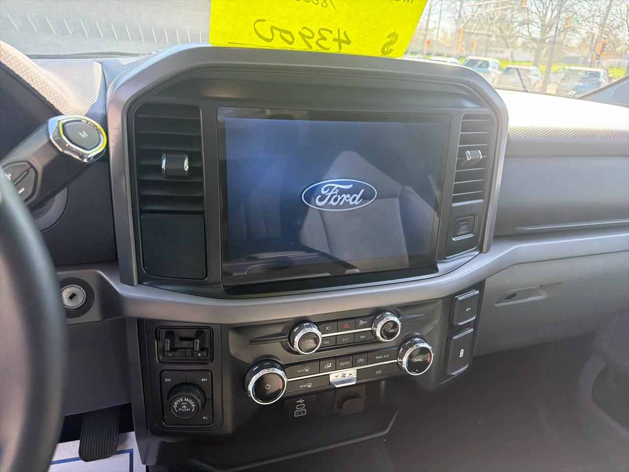 Ford F-150  2025
