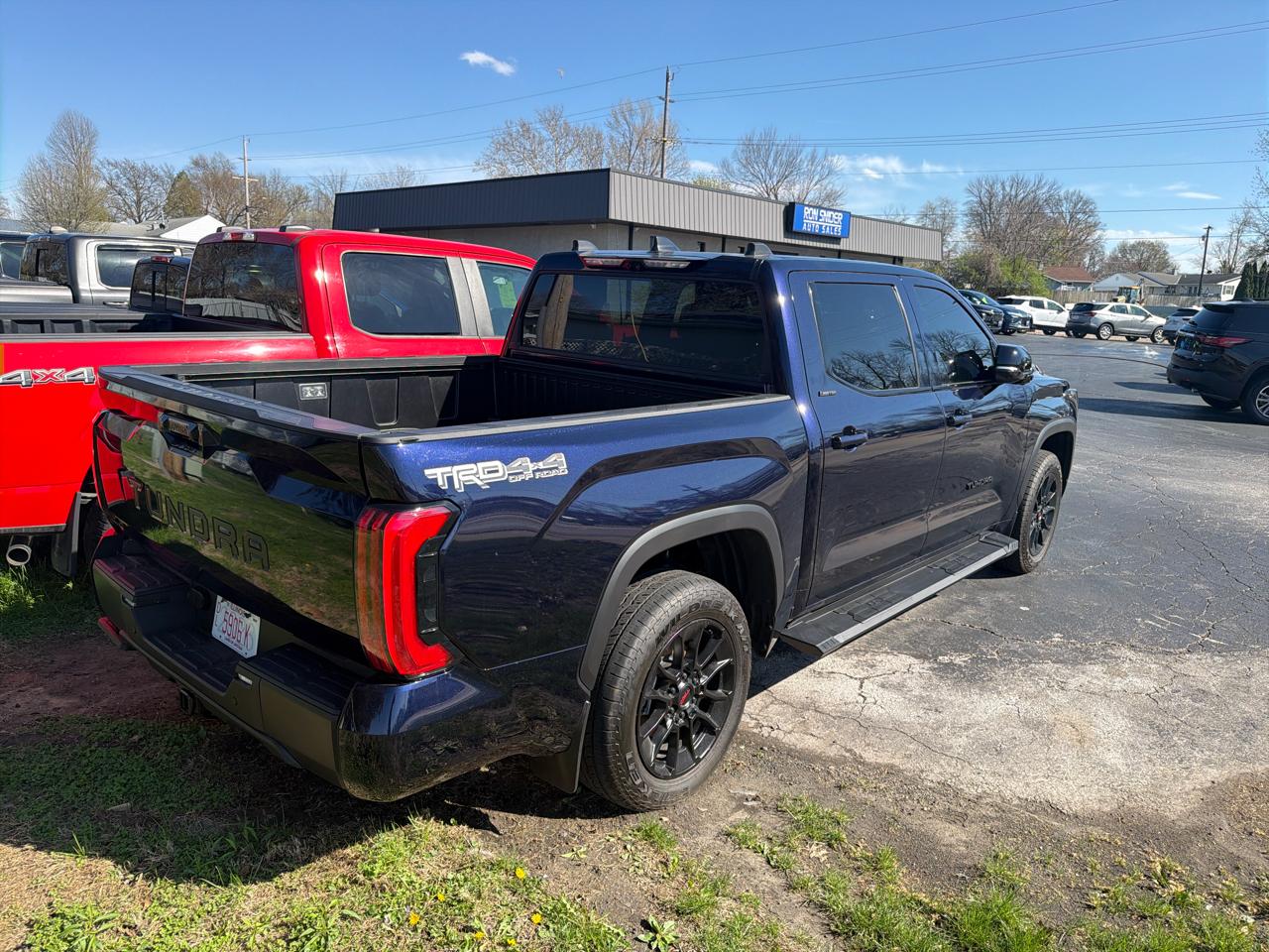Toyota Tundra 4WD  2025