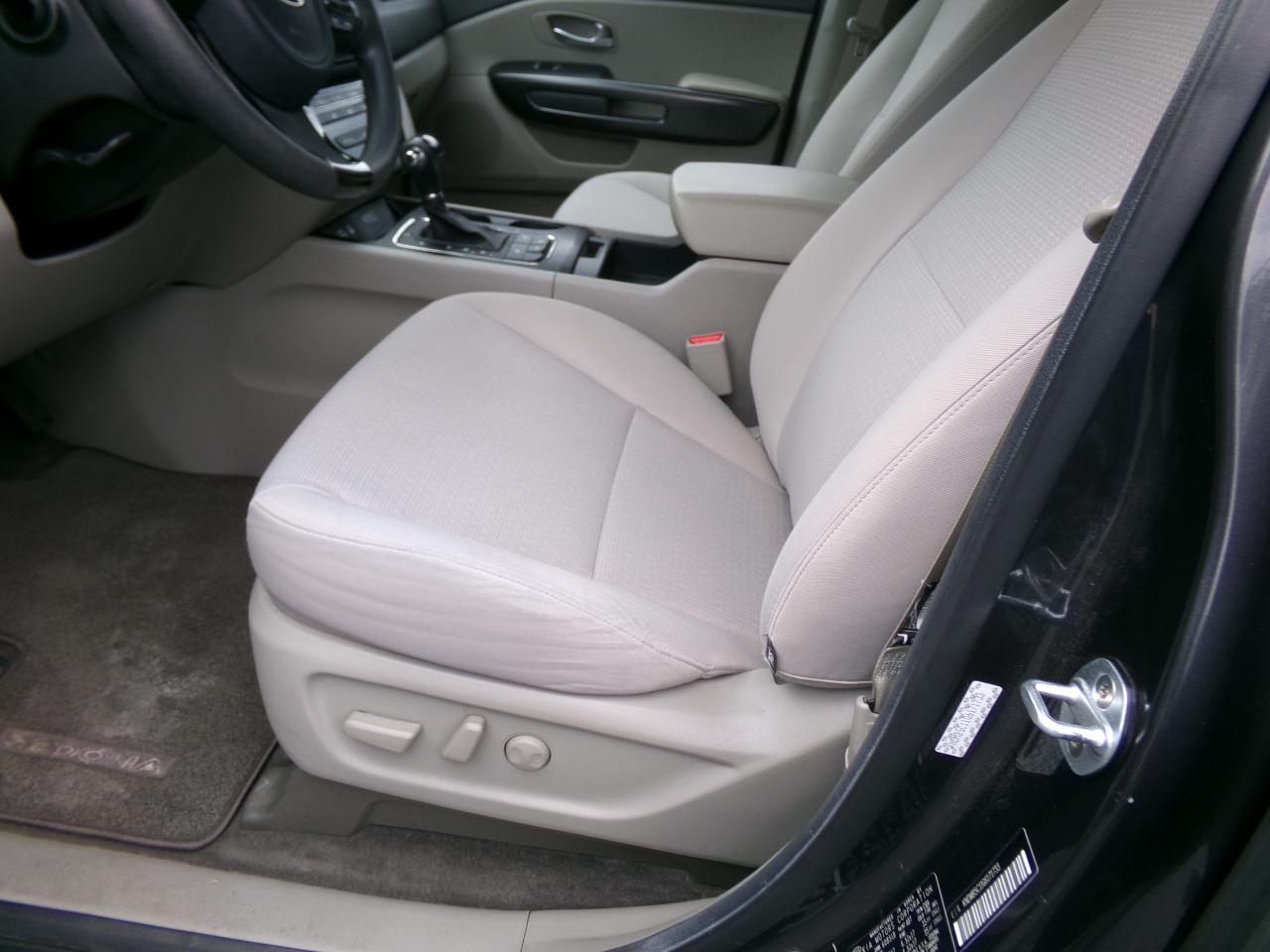 Kia Sedona  2016