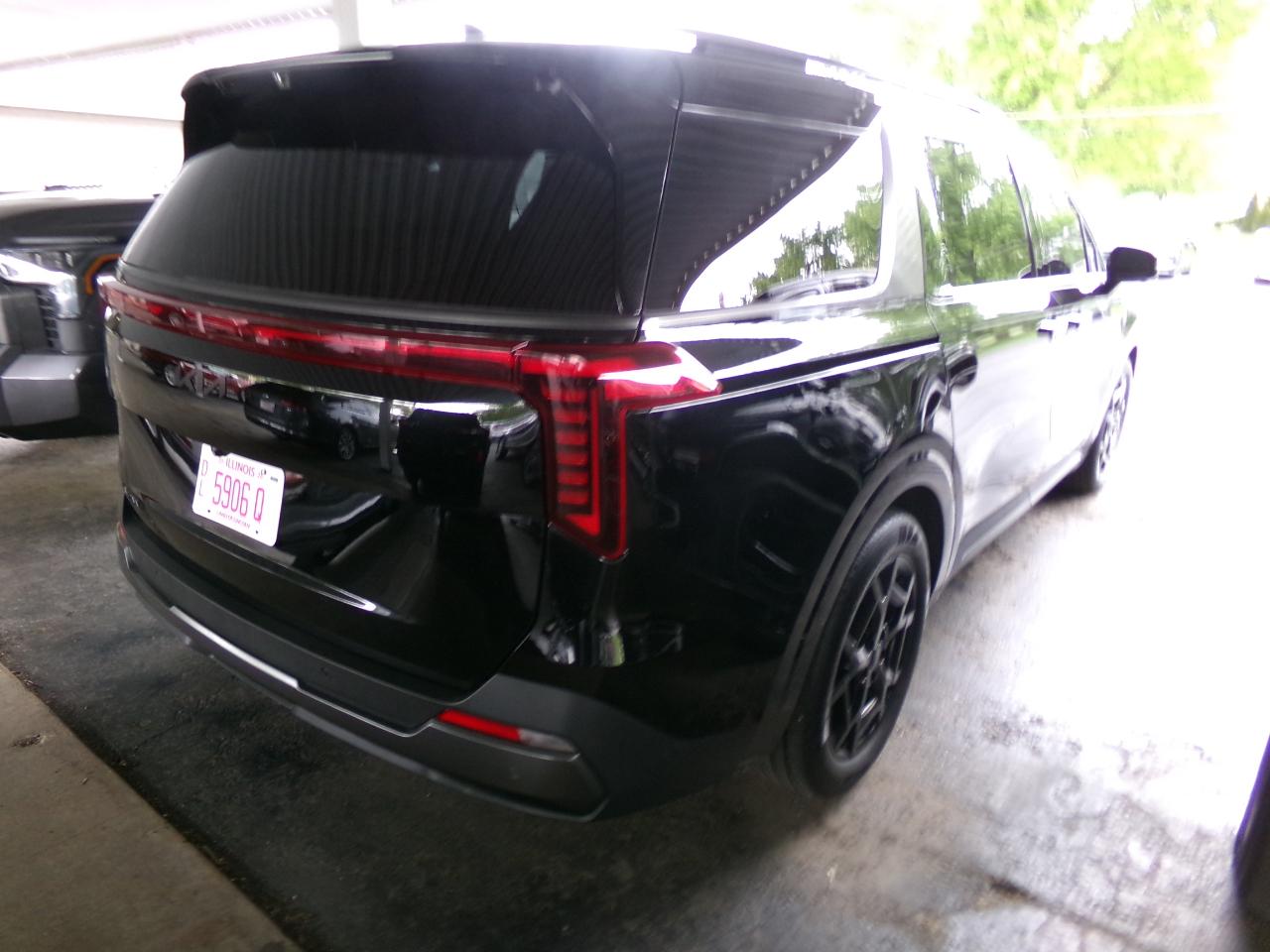 Kia Carnival  2025