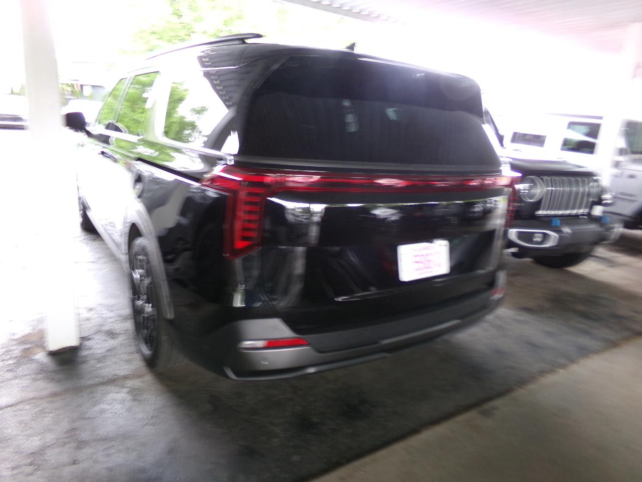 Kia Carnival  2025
