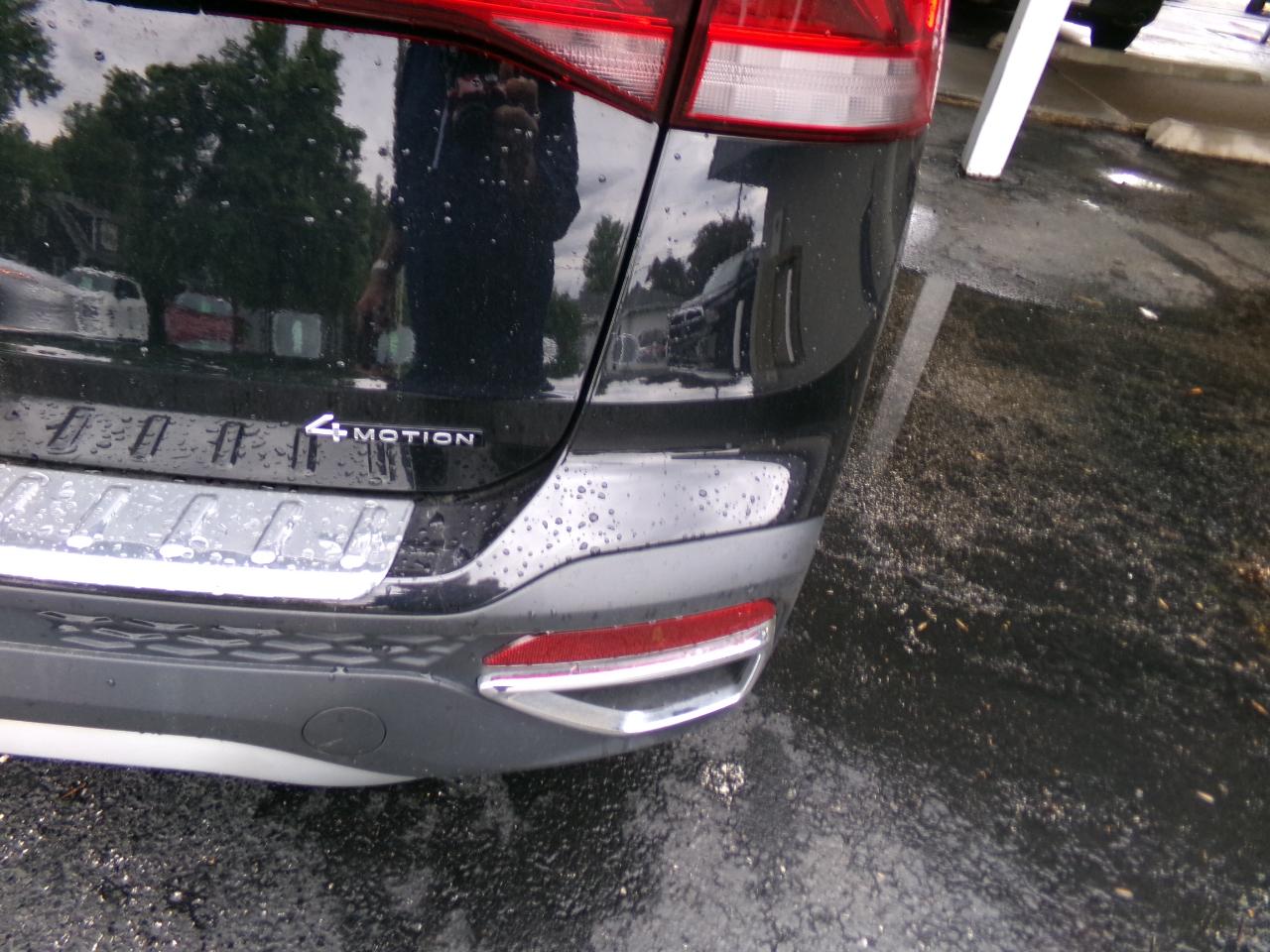 Volkswagen Taos  2023
