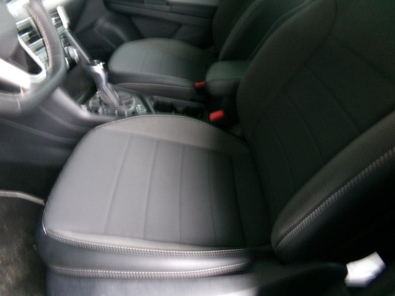 Volkswagen Taos  2023