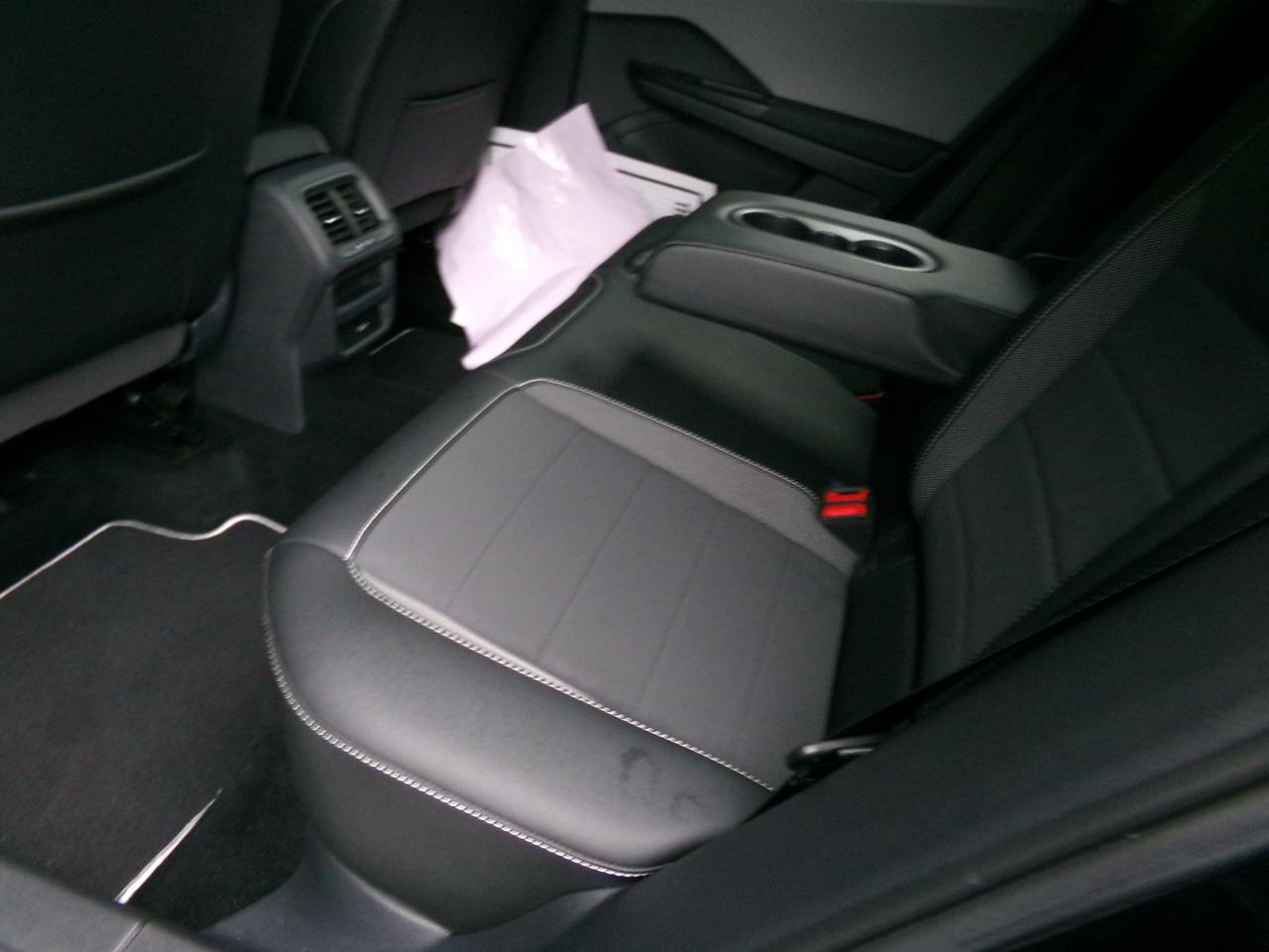 Volkswagen Taos  2023