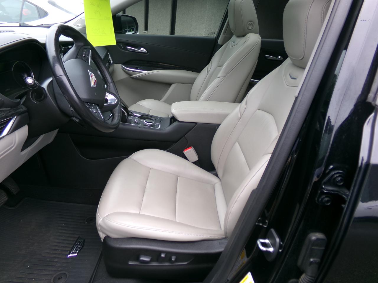 Cadillac XT4  2021