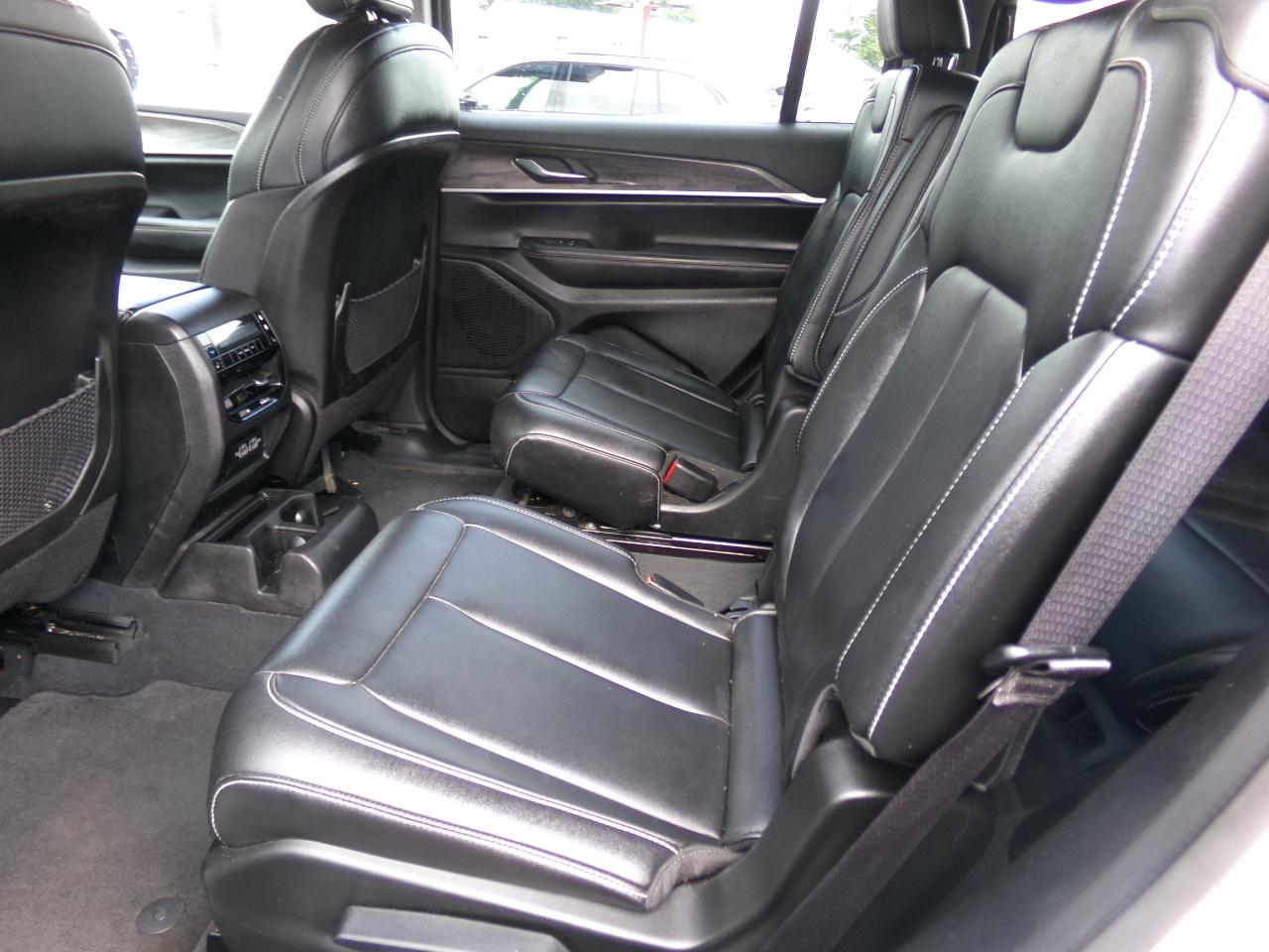 Jeep Grand Cherokee L  2023