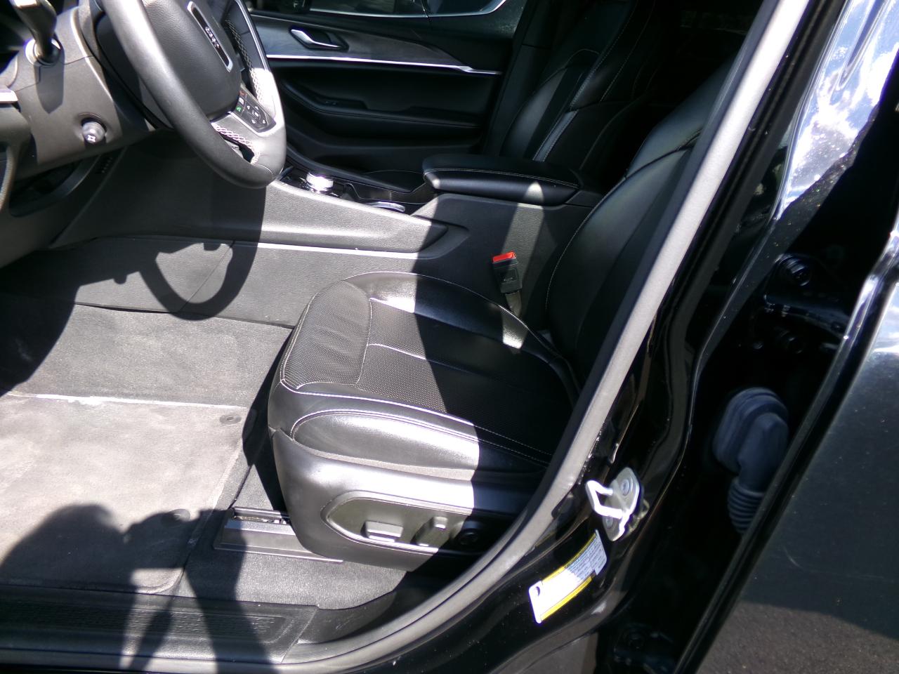 Jeep Grand Cherokee  2024