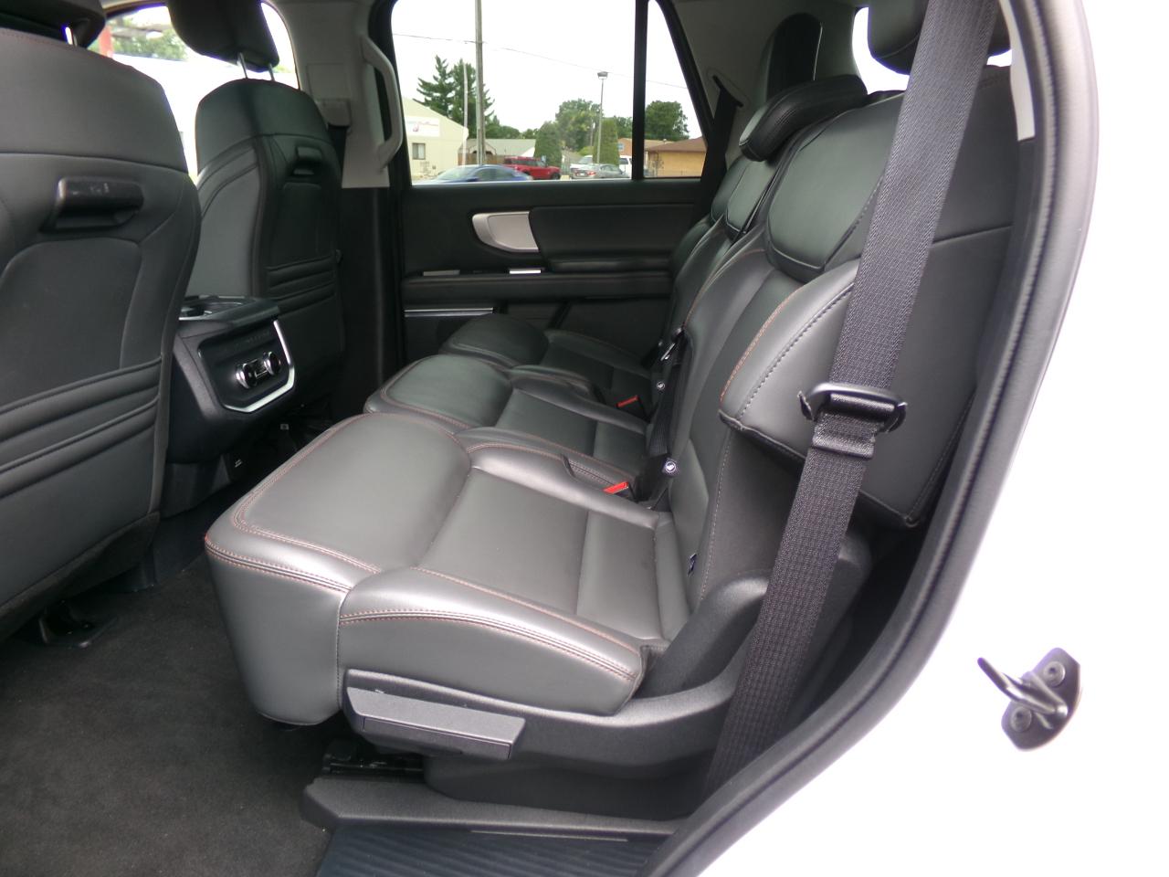 Ford Expedition  2025