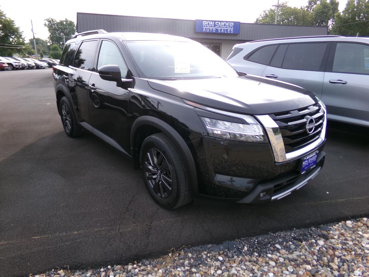 Nissan Pathfinder  2022