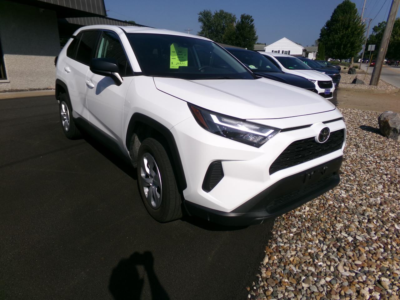 Toyota RAV4  2025