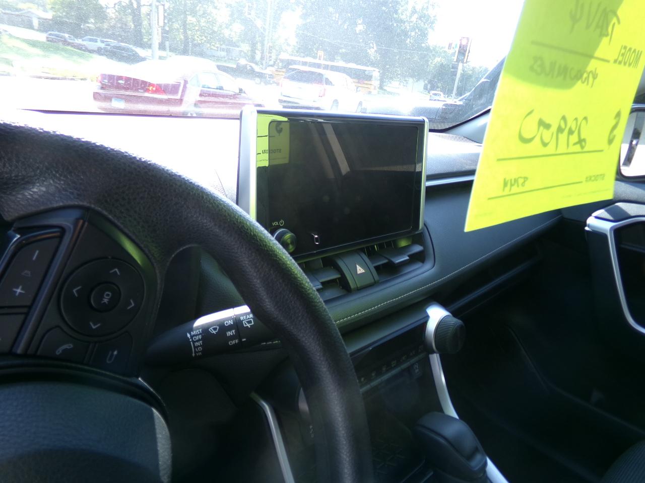 Toyota RAV4  2025