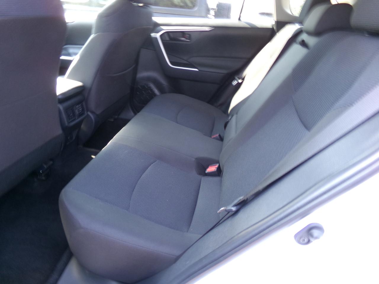 Toyota RAV4  2025