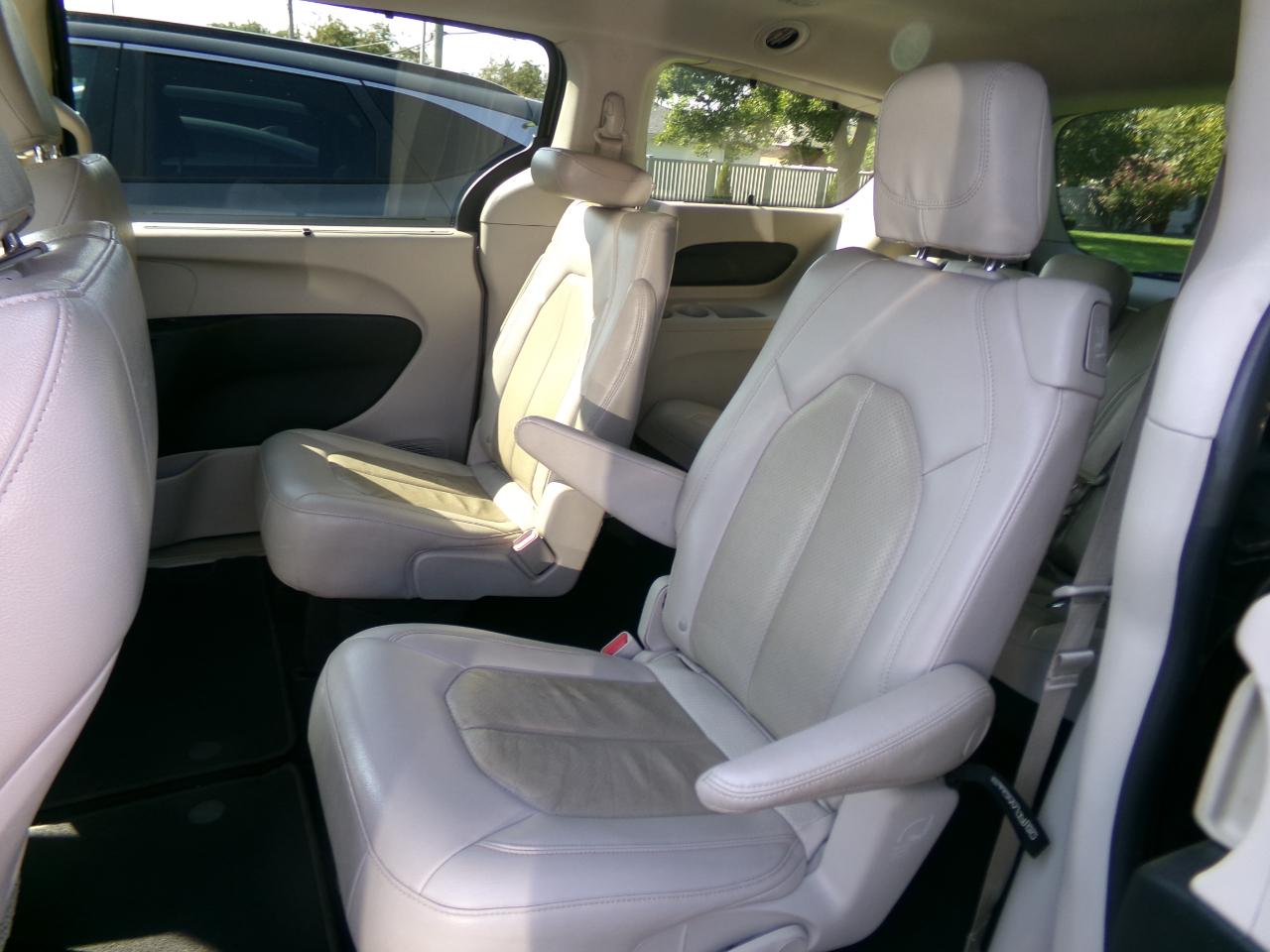 Chrysler Pacifica  2021