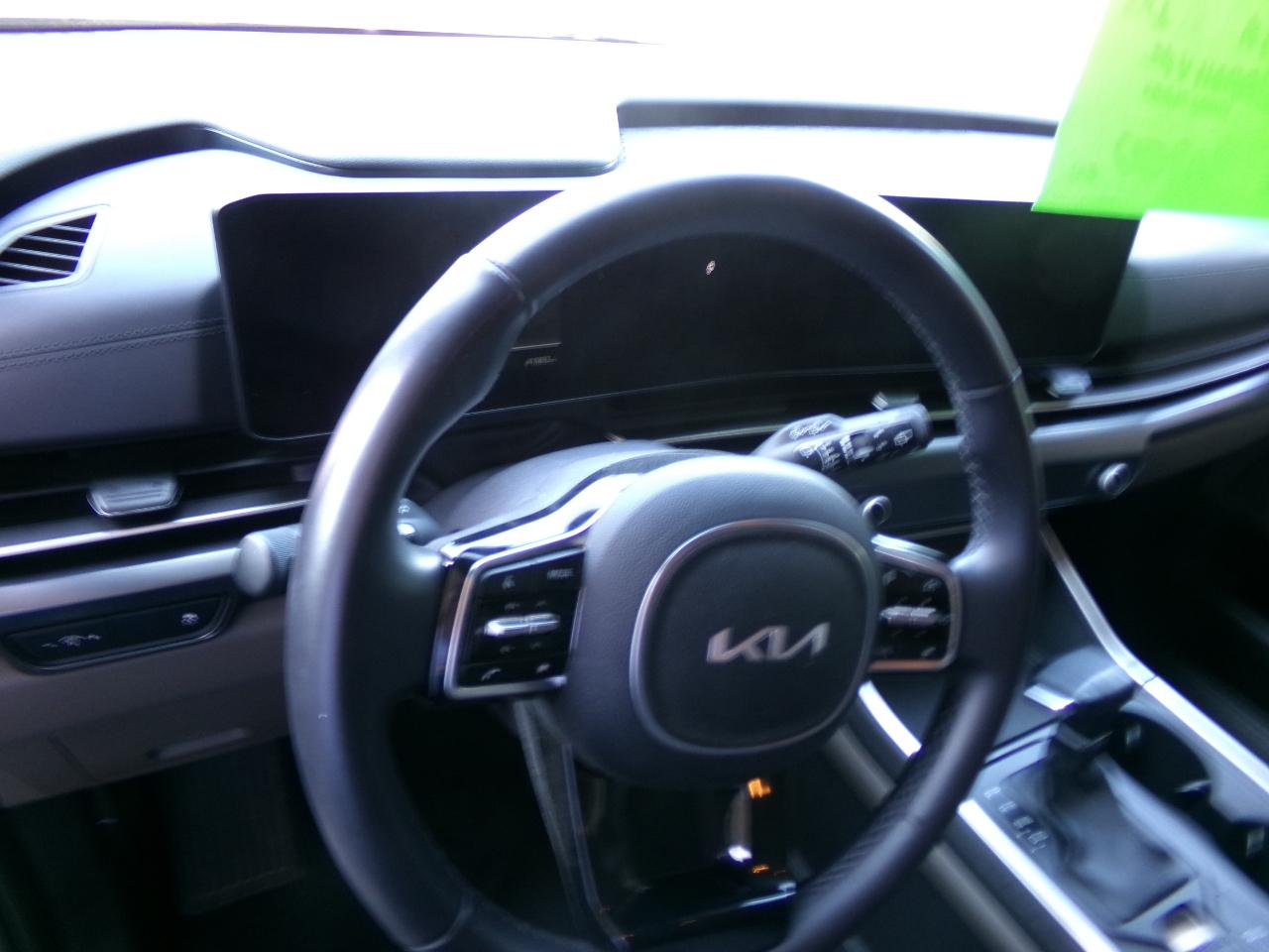 Kia Carnival  2025