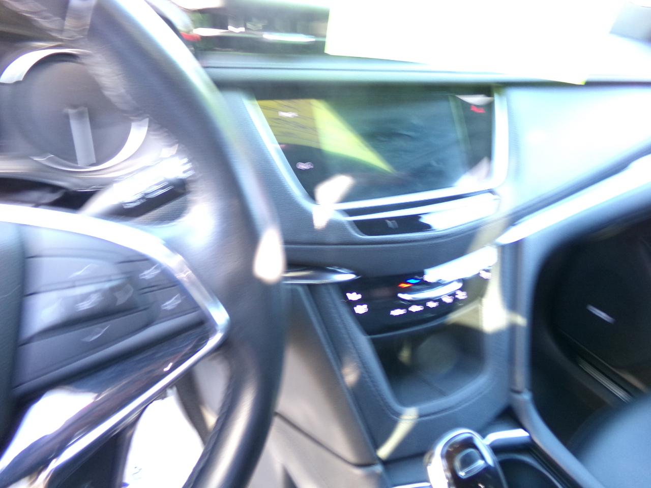 Cadillac XT5  2023