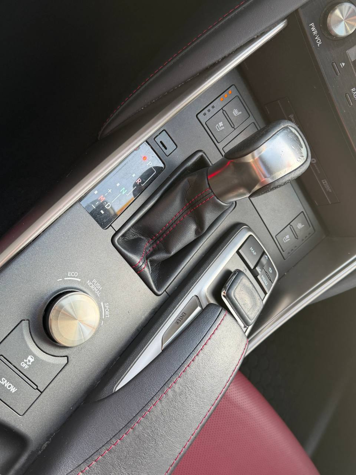 Lexus IS 300 AWD 2017