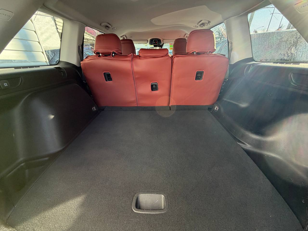 Jeep Grand Cherokee Laredo 4WD 2023