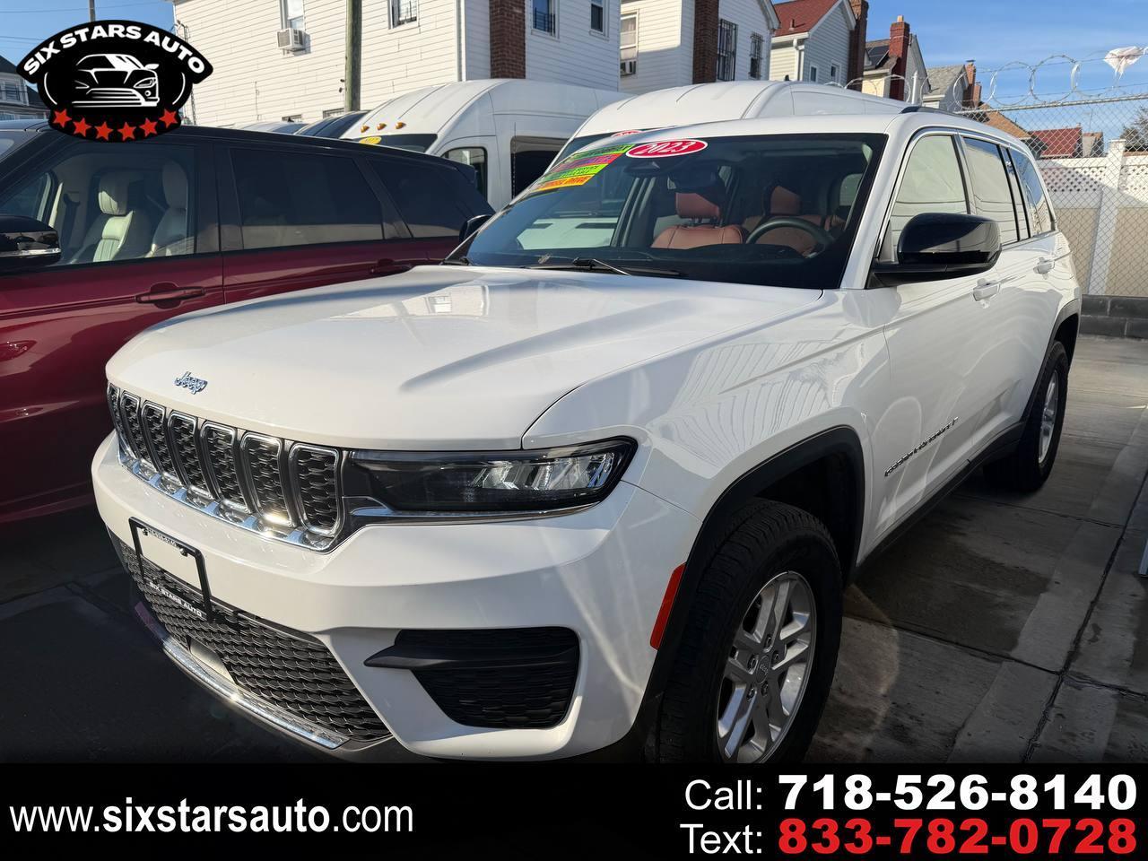 2023 Jeep Grand Cherokee Laredo 4WD