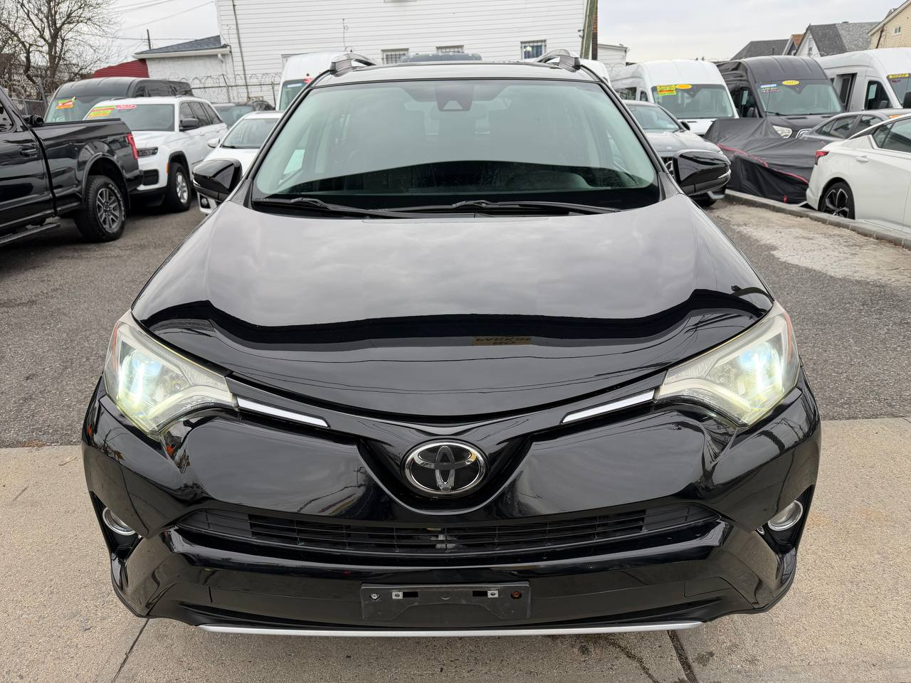 Toyota RAV4 XLE AWD 2017