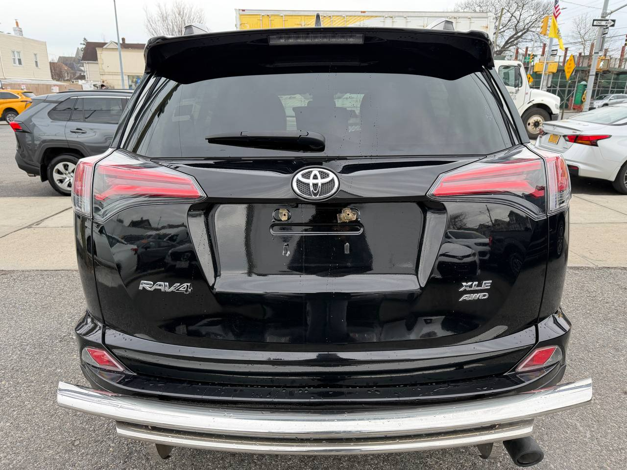 Toyota RAV4 XLE AWD 2017