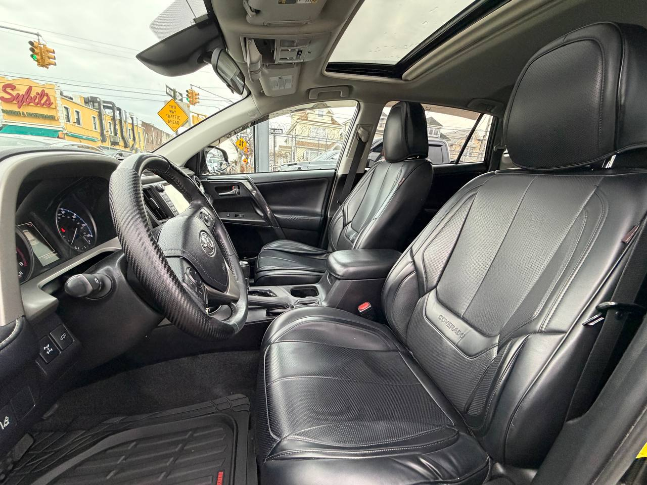 Toyota RAV4 XLE AWD 2017