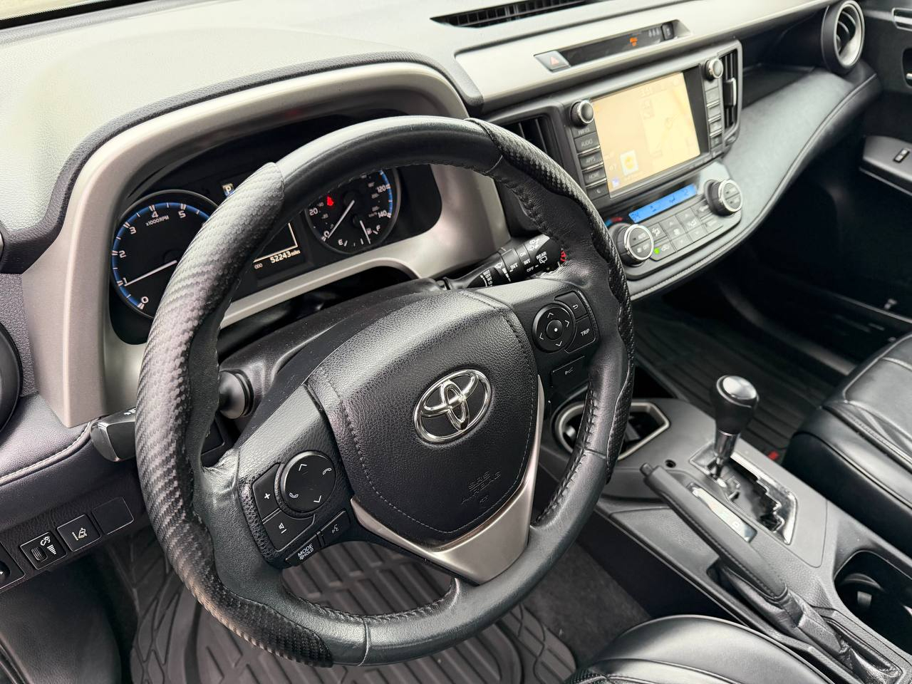 Toyota RAV4 XLE AWD 2017