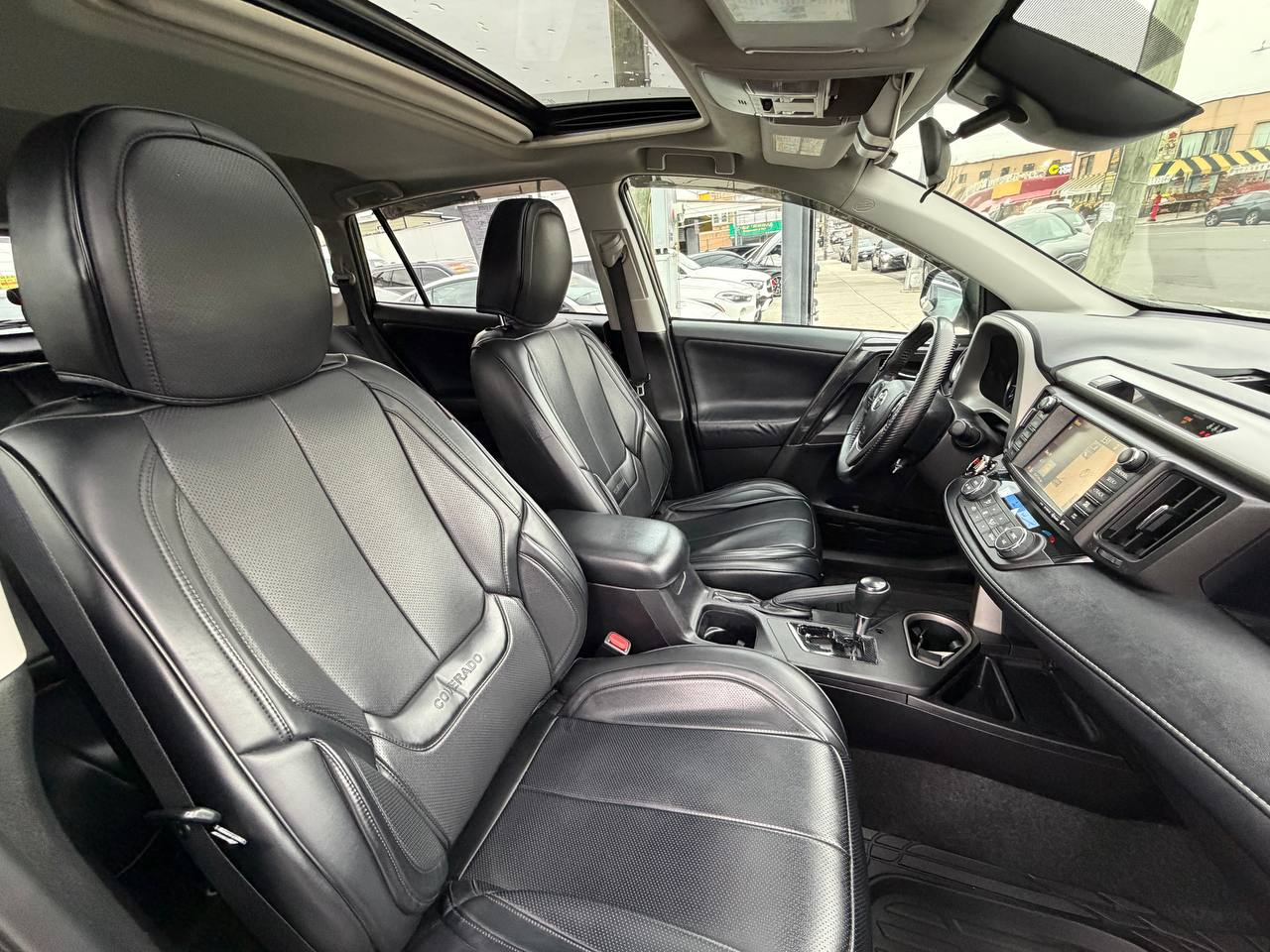 Toyota RAV4 XLE AWD 2017