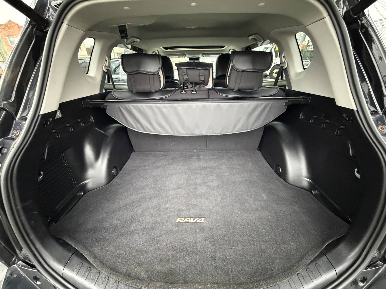 Toyota RAV4 XLE AWD 2017