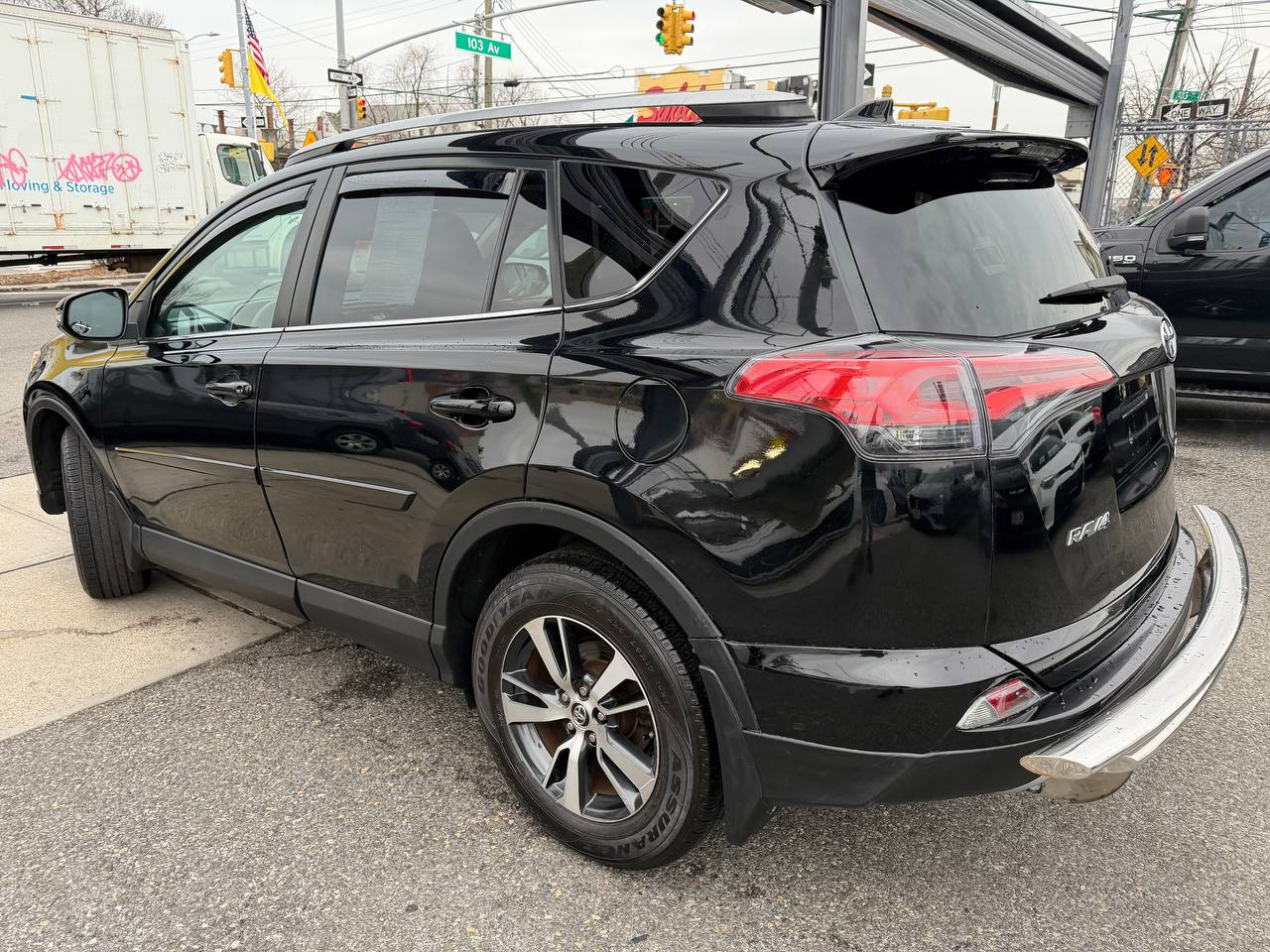 Toyota RAV4 XLE AWD 2017