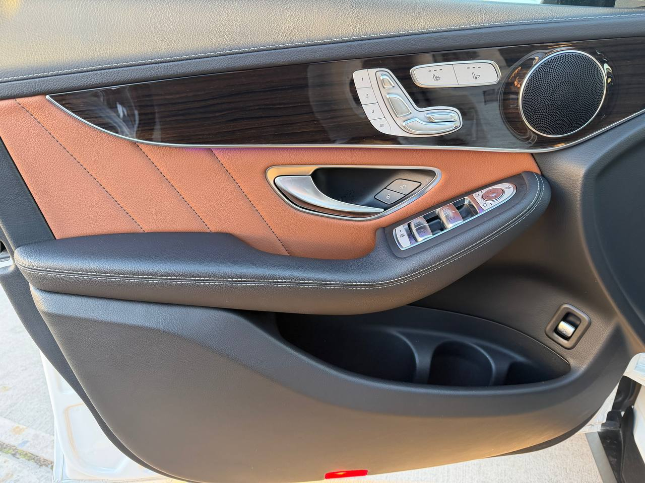 Mercedes-Benz GLC-Class Coupe GLC300 4MATIC 2022