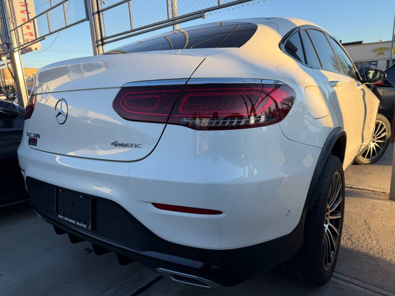 Mercedes-Benz GLC-Class Coupe GLC300 4MATIC 2022